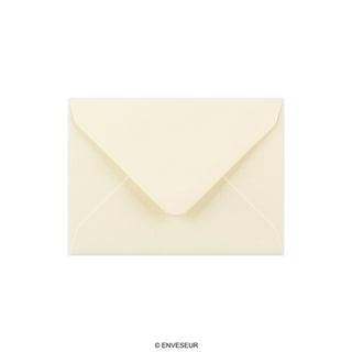 Busta colore crema 82x113 mm (C7)