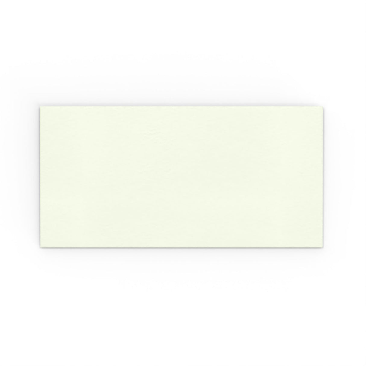 Buste in carta bianco latte martellate