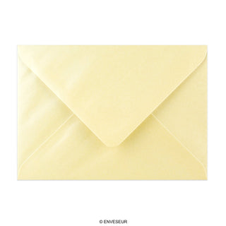 Busta colore champagne con effetto lucente 125X175MM (B6)