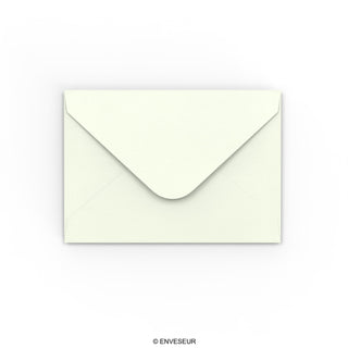 Buste in carta bianco latte martellate